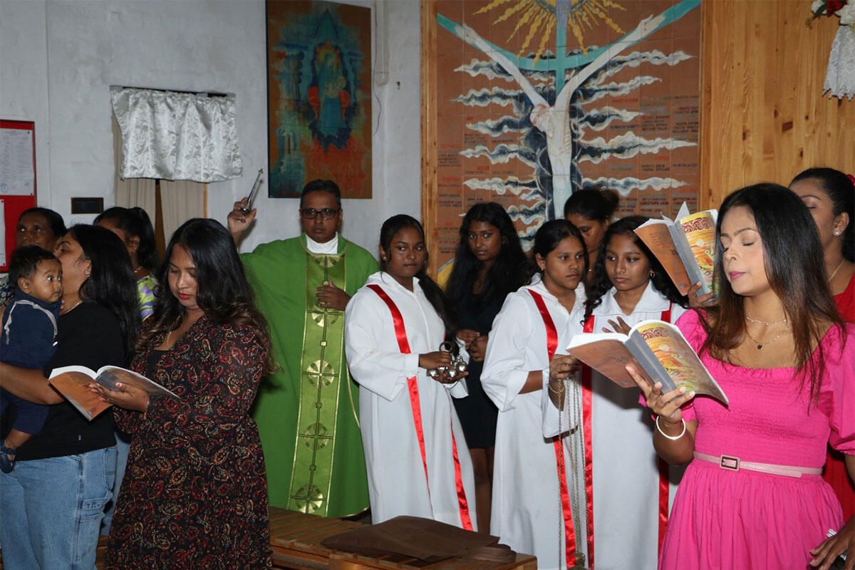 celebrazione-religiosa-comunita-sri-lanka