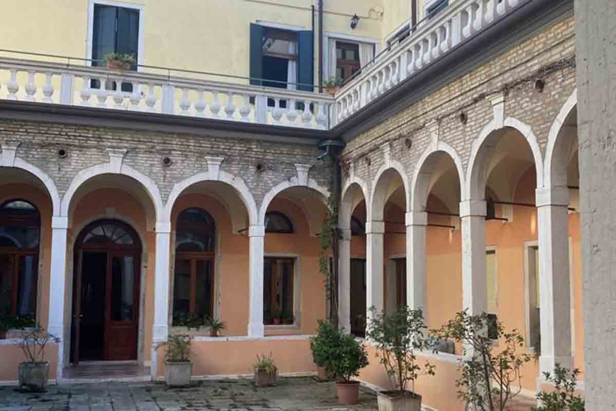 chiostro-catecumeni-casa-studentesca-basilica-della-salute
