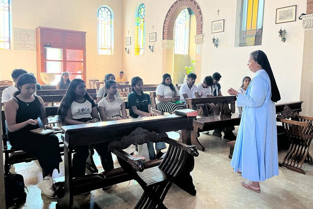 cresima-bambini-sri-lanka