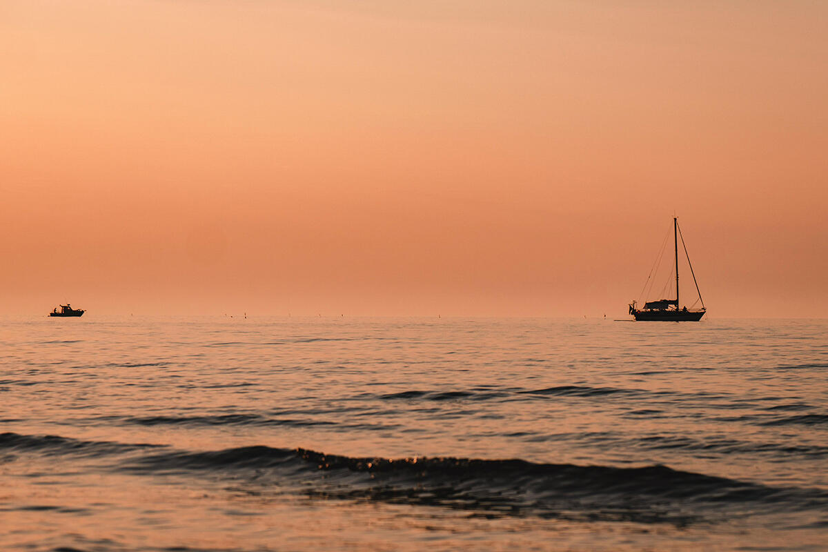 pescatori-barche-tramonto
