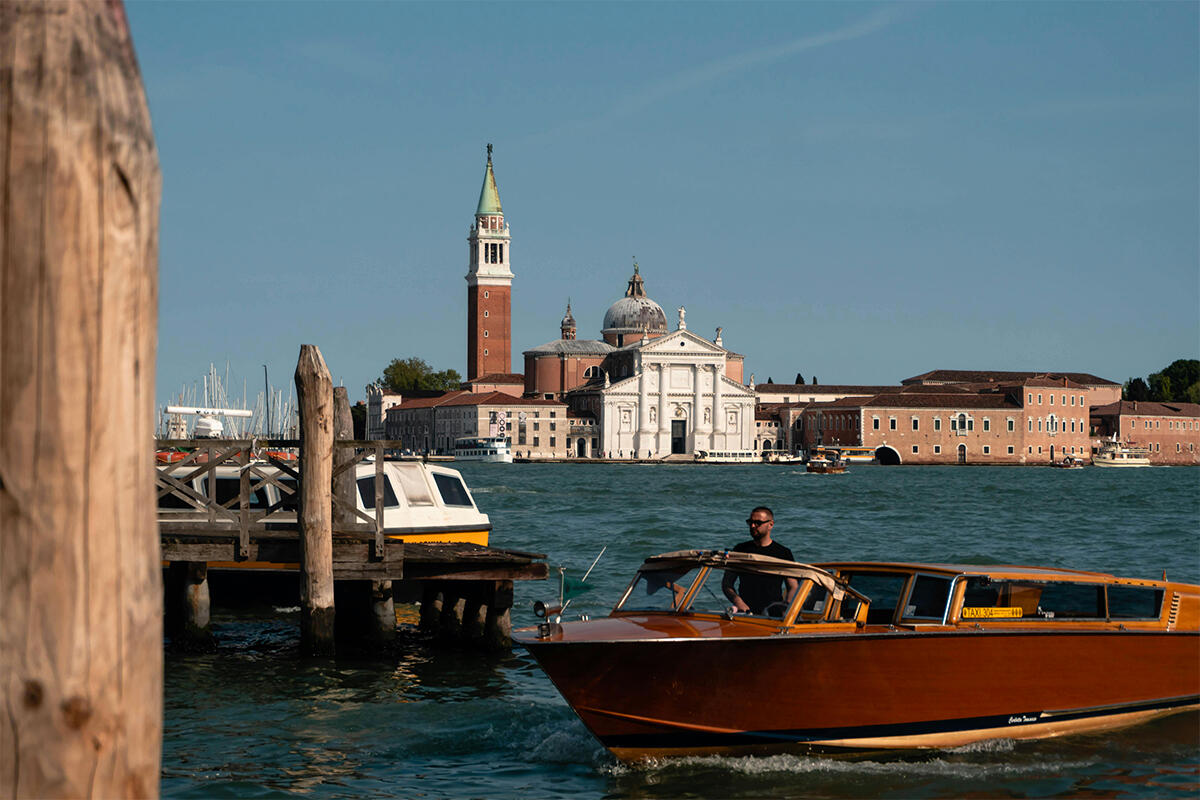 taxi-venezia-motore-marino