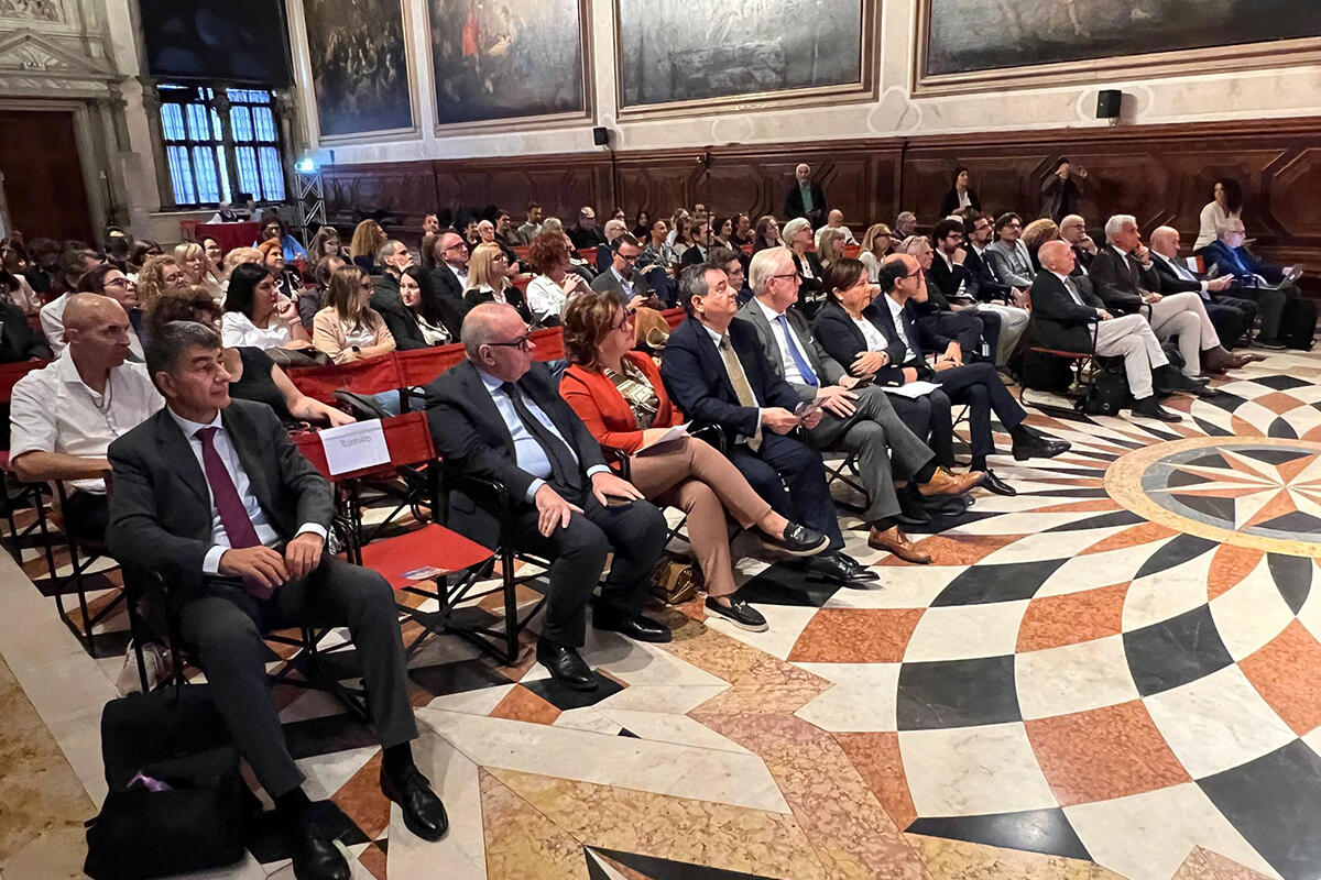 IRCSS-san-camillo-platea-convegno-malattie-neurodegenerative