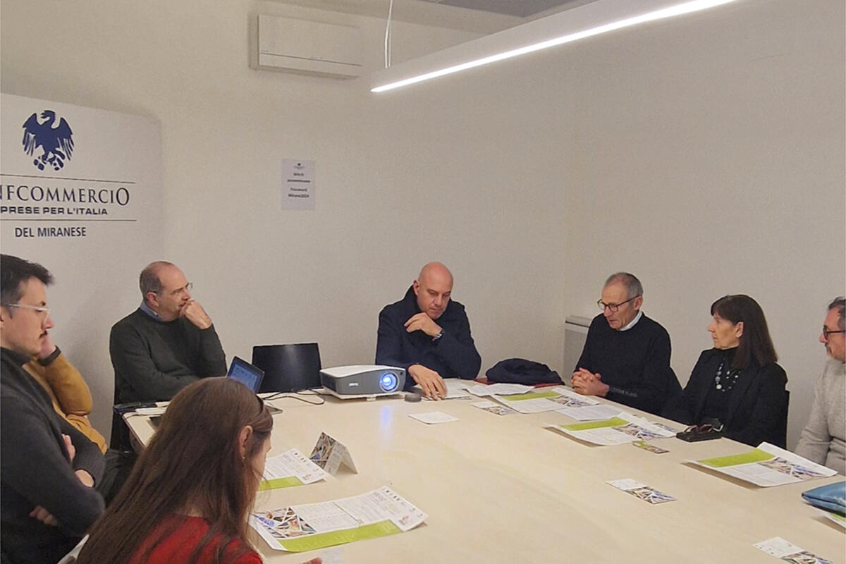 riunione-conferenza-stampa-confcommercio-miranese-app-ecoattivi
