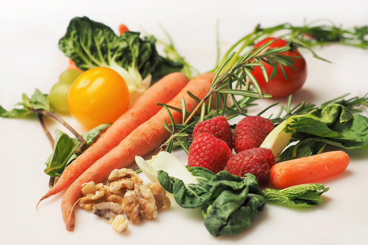 sarasin-frutta-e-verdura-per-seguire-la-dieta-con-la-voglia-di-cibo