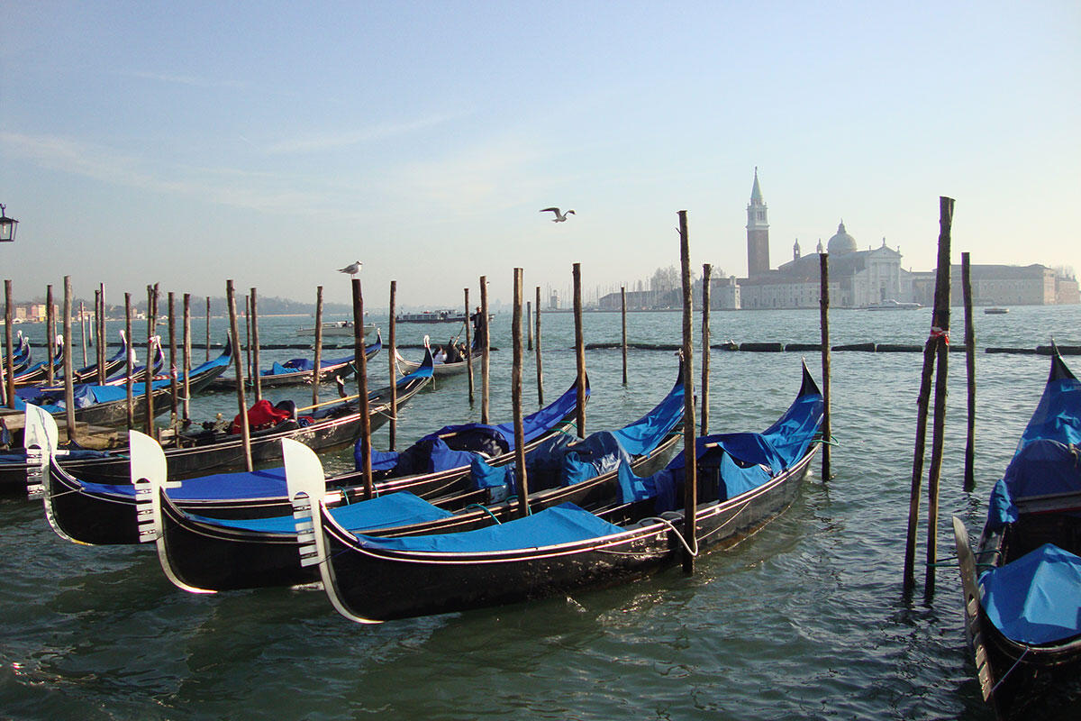 venezia-gondole-e-isola-di-san-giorgio-da-piazza-san-marco