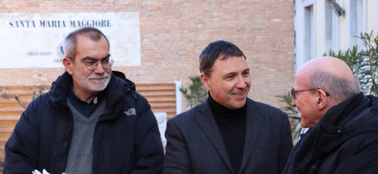 Don Massimo e direttore carcere