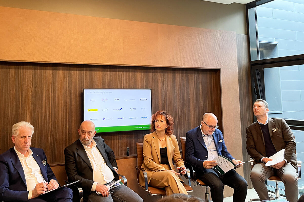 breast-team-presentazione-servizio-centro-di-medicina