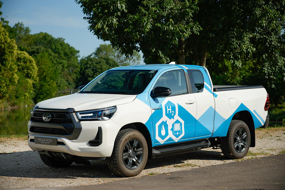 kinto-prototipo-toyota-hilux-a-idrogeno