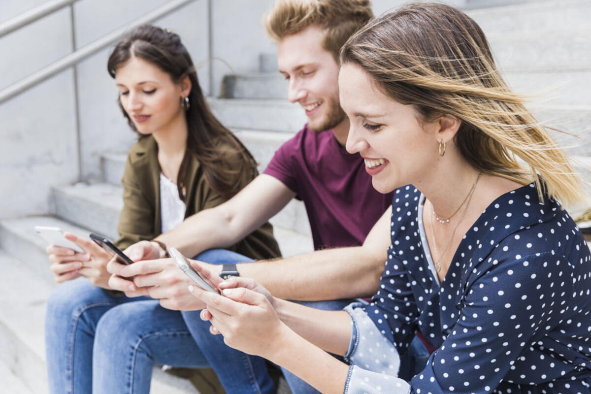 dal-carlo-dipendenza-smartphone-ragazzi-giovani